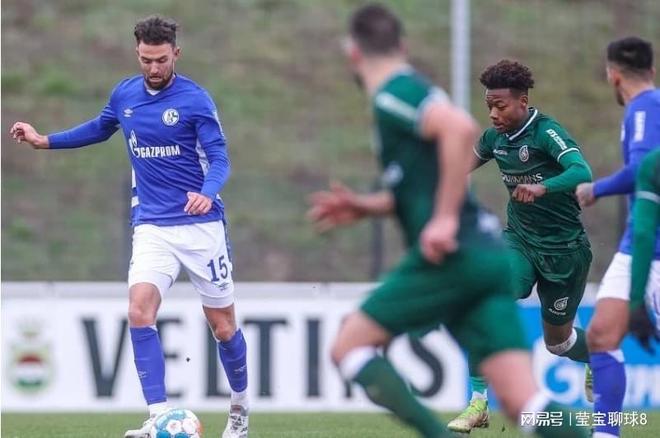 层和清晰的 层和清晰的