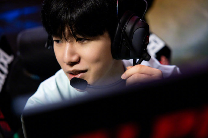 内容与周边 内容与周边